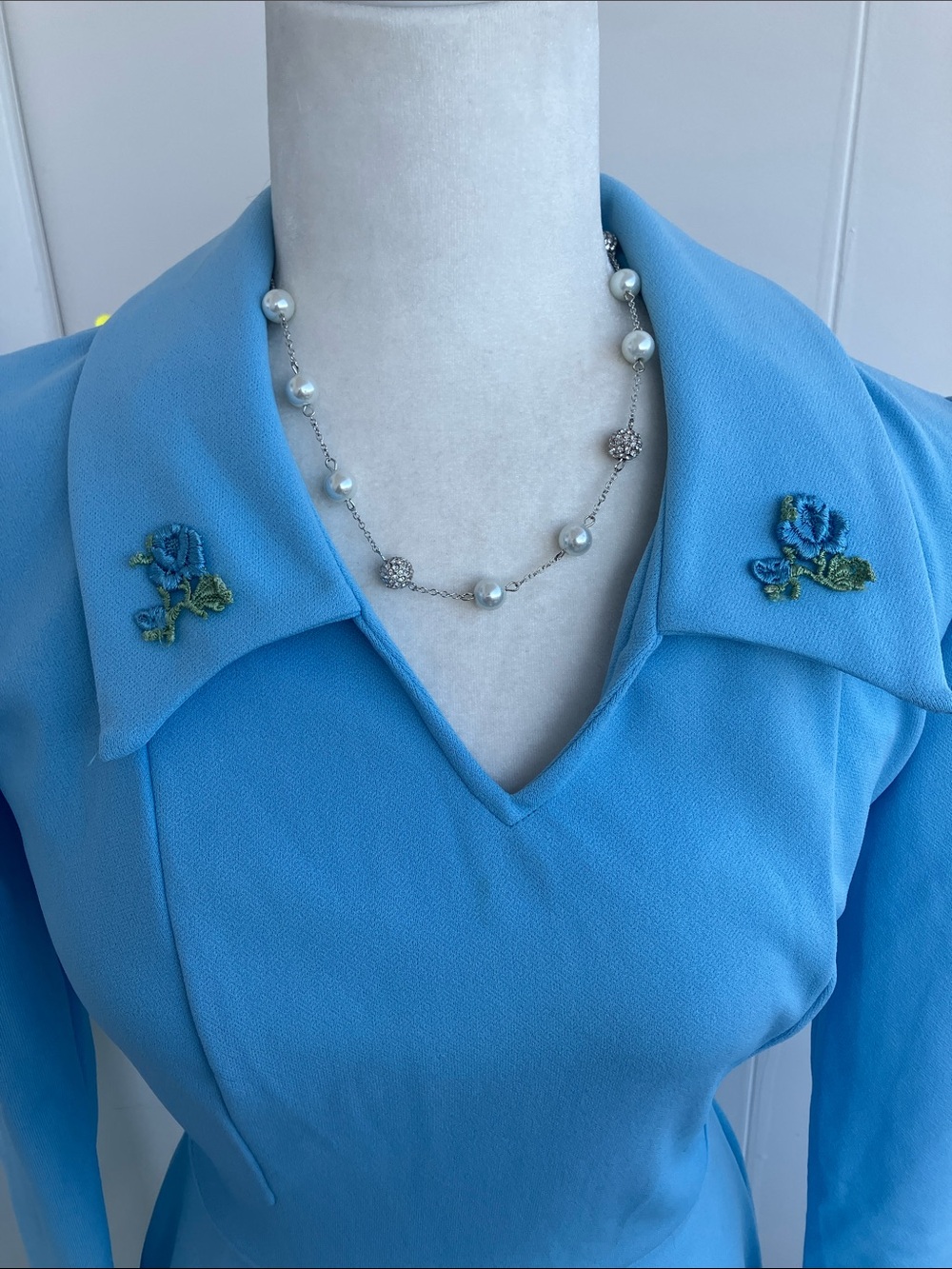 Vintage 60s 70s Monochrome Sky Blue Long Sleeve Dagger Collar Fit & Flare Dress - Picture 3 of 10